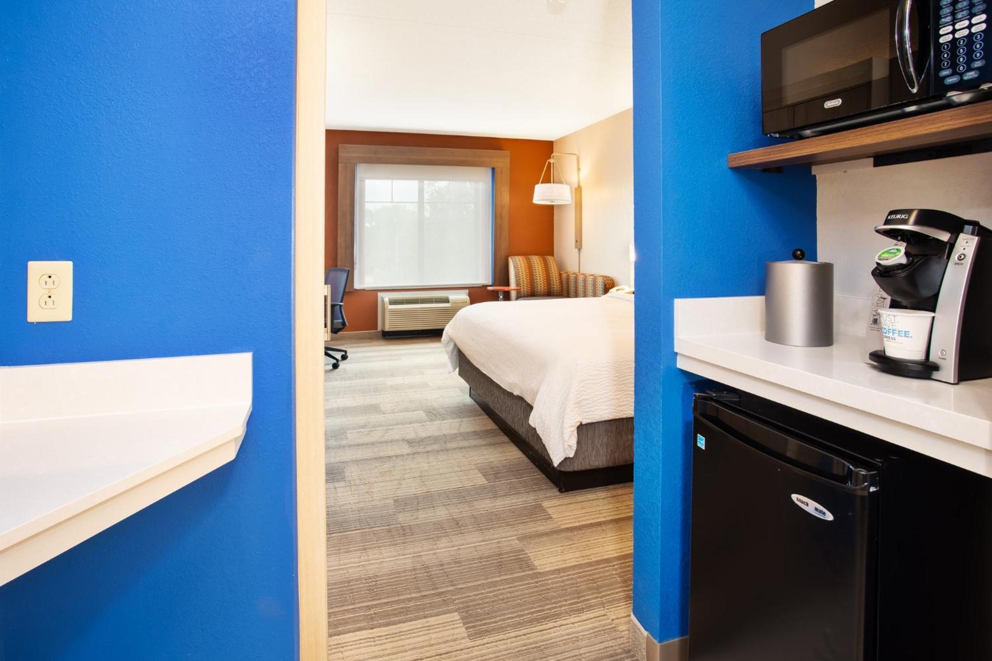 Holiday Inn Express Hotel & Suites Rochester Webster By Ihg Exterior foto
